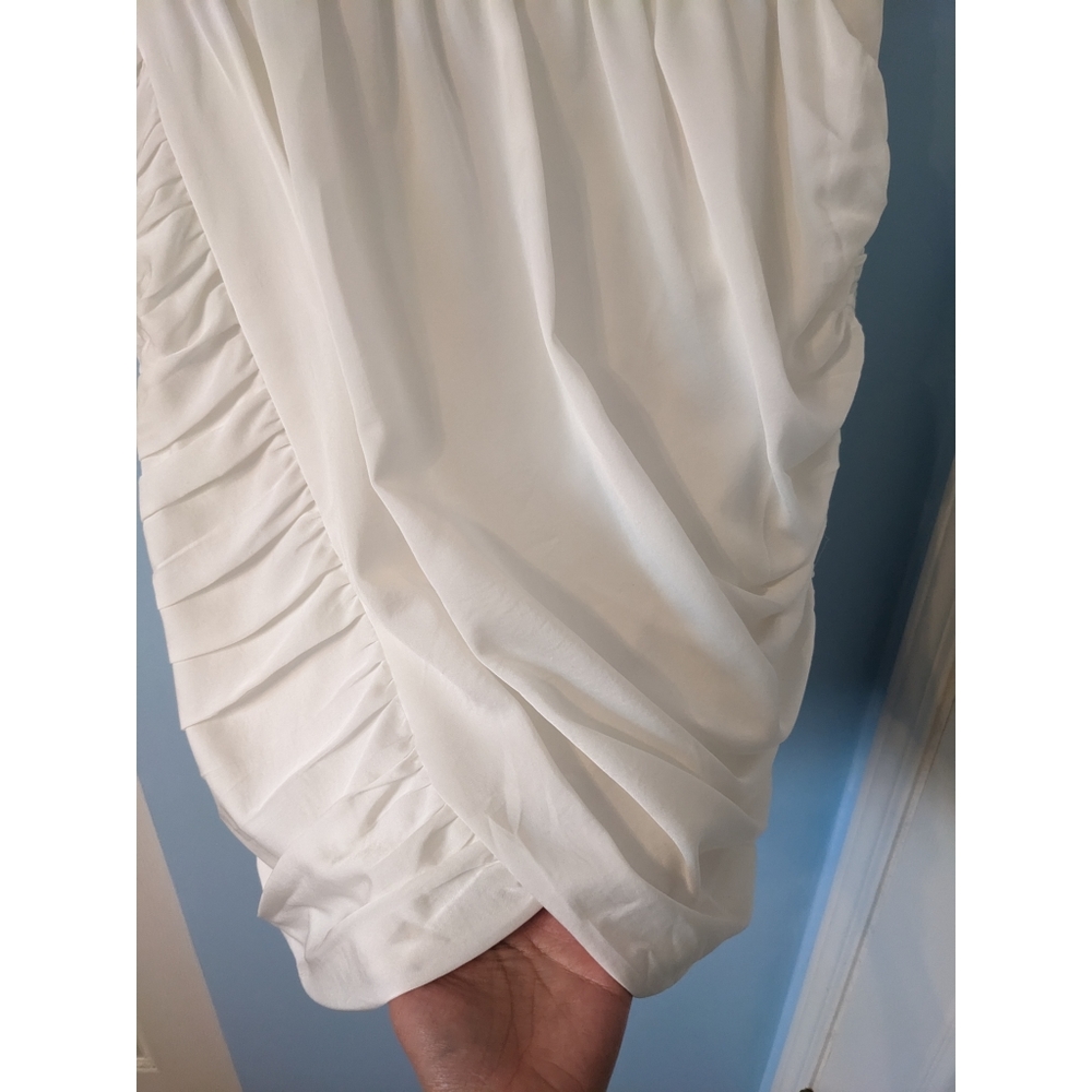 3/$20! H&M Ruched Drape Dress - Picture 5 of 16